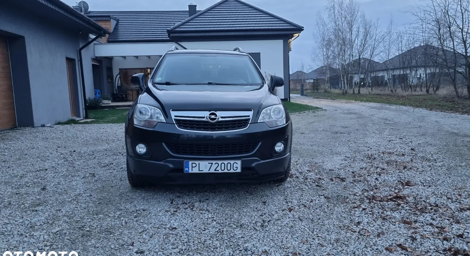 Opel Antara cena 32900 przebieg: 179000, rok produkcji 2012 z Leszno małe 137